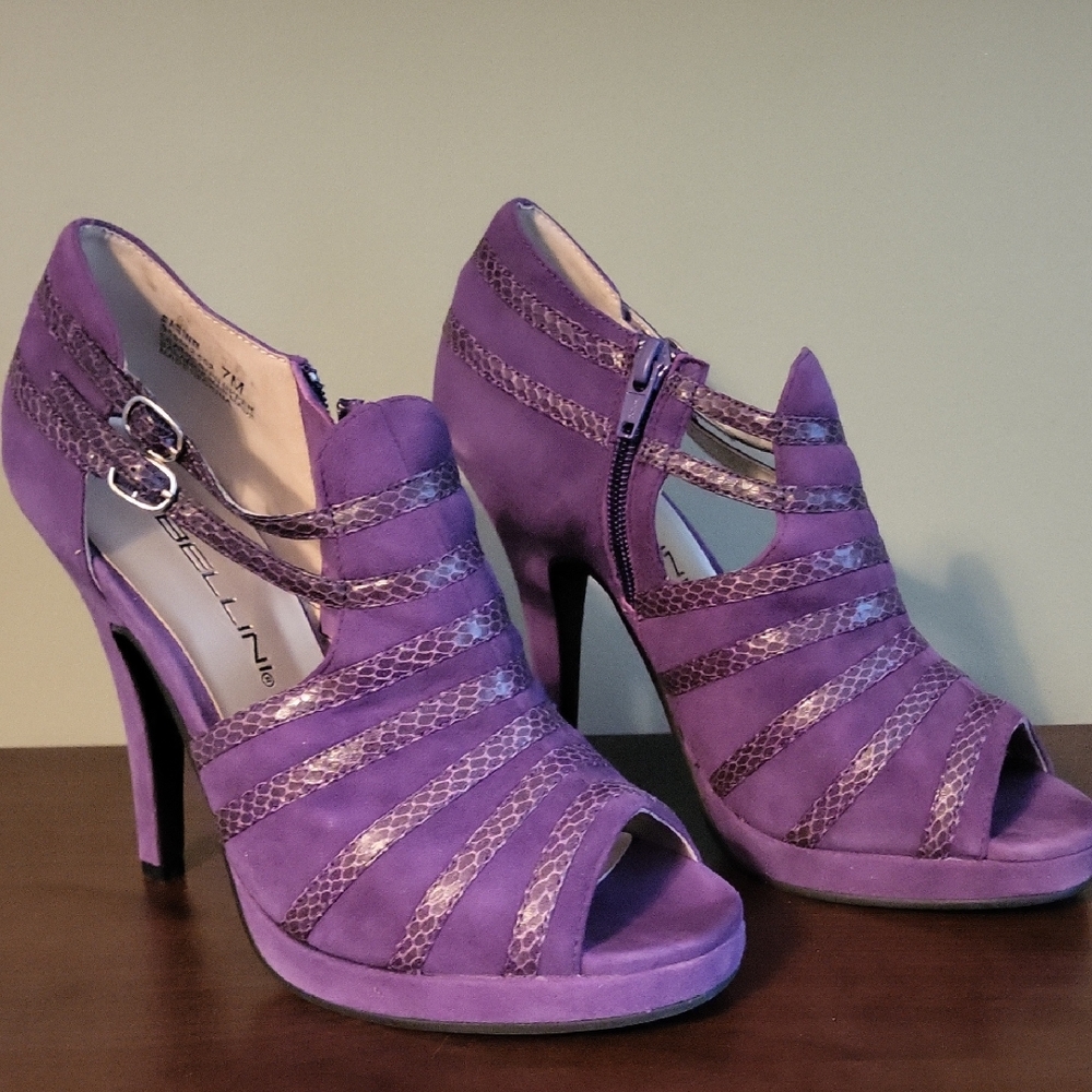 Bellini Women's Purple Strappy Heels
